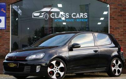 Volkswagen Golf GTI 2.0 TSI AKRAPOVIC CARNET DISTRIBUTION FAITE