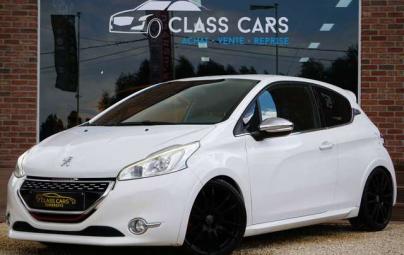 Peugeot 208 1.6i GTi 200 CV / NAVI / BLUETOOTH / SIÈGES CHAUFFANTS / CARNET COMPLET