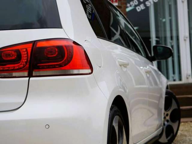 Volkswagen Golf GTI 2.0 TSI NAVI Bi-XENON PDC AV/AR CARNET COMPLET