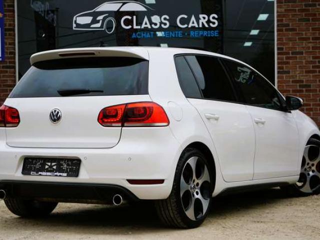 Volkswagen Golf GTI 2.0 TSI NAVI Bi-XENON PDC AV/AR CARNET COMPLET