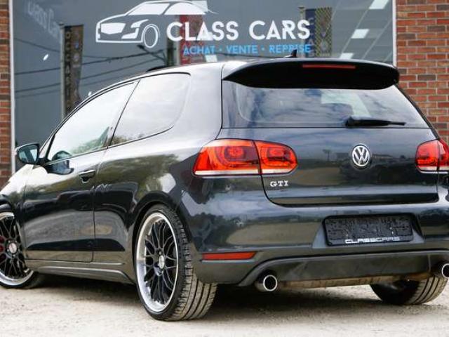Volkswagen Golf GTI 2.0 TSI DSG TOIT-OUVRANT CARNET GARANTIE