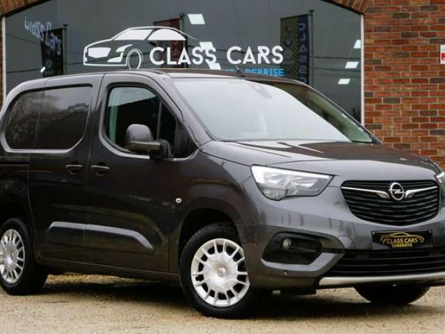 Opel Combo 130 Ch-AUTOMATIQUE-6 PORTES-ANDROID-AIRCO-CAMERA