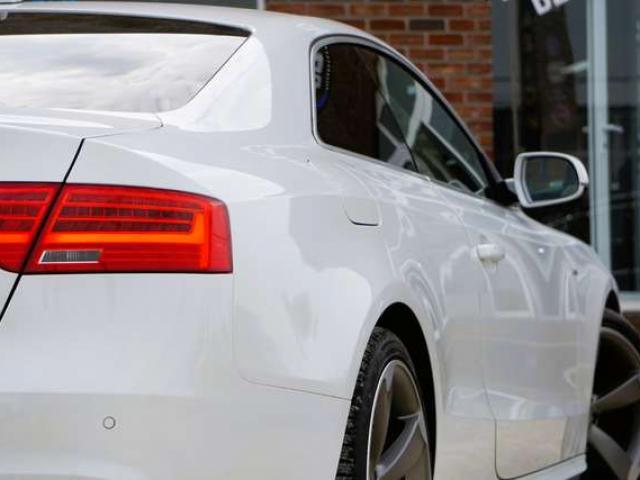 Audi A5 Coupé 1.8 TFSI S line MANU EURO 6B PDC NAVI CARNET