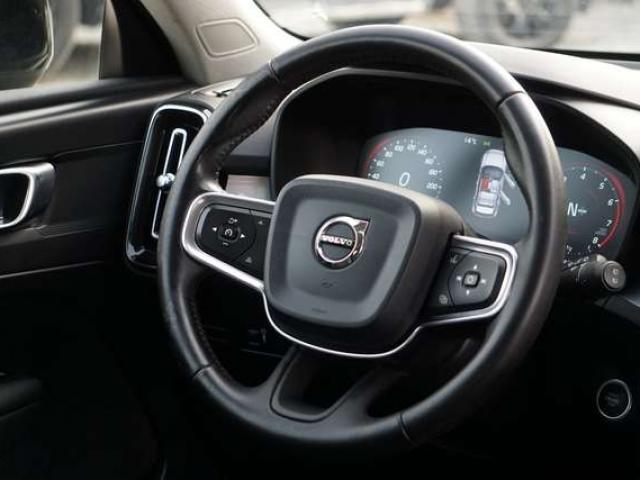 Volvo XC40 1.5 T3 Momentum Pro -CUIR-CARPLAY-NAVI-CAMERA-EU6d