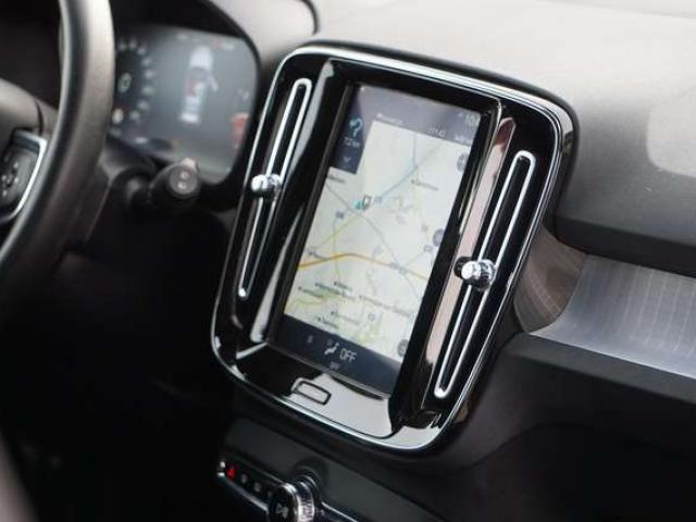 Volvo XC40 1.5 T3 Momentum Pro -CUIR-CARPLAY-NAVI-CAMERA-EU6d