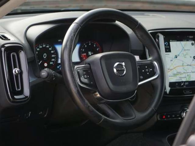 Volvo XC40 1.5 T3 Momentum Pro -CUIR-CARPLAY-NAVI-CAMERA-EU6d