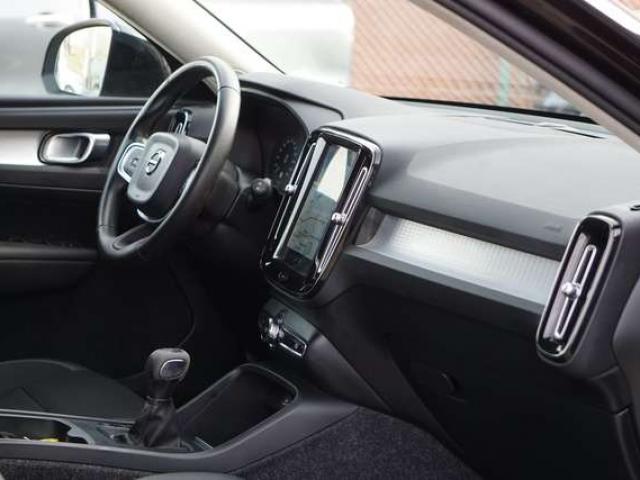 Volvo XC40 1.5 T3 Momentum Pro -CUIR-CARPLAY-NAVI-CAMERA-EU6d