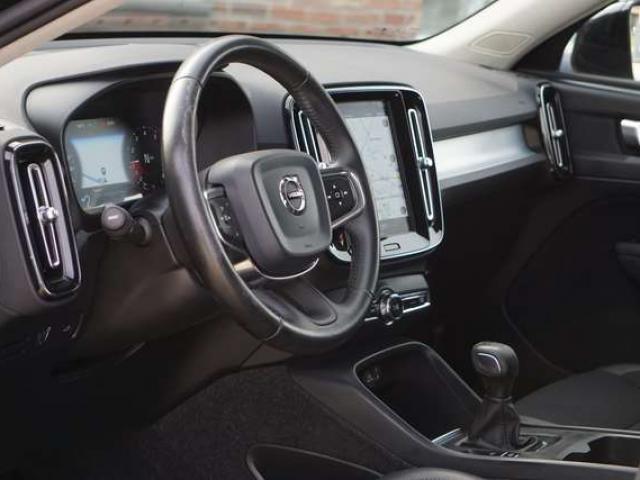 Volvo XC40 1.5 T3 Momentum Pro -CUIR-CARPLAY-NAVI-CAMERA-EU6d