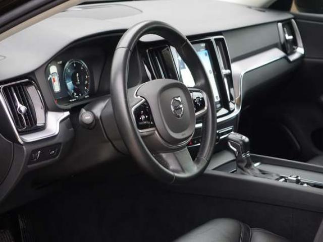 Volvo V60 Cross Country 2.0 D3 AWD AUTO COCKPIT CAMERA CLIMTRONIC LED