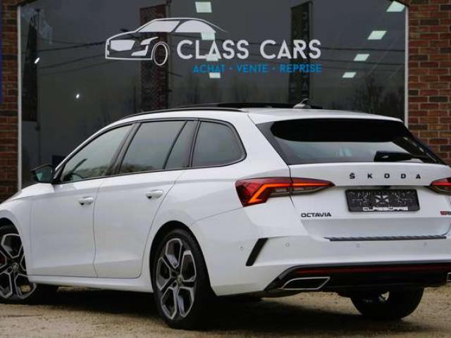 Skoda Octavia SW RS 2.0 TDi RS DSG PANO KEYLESS COCKPIT Euro 6d