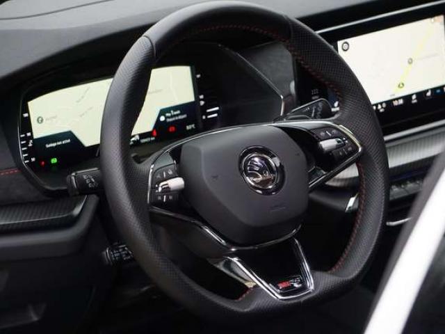 Skoda Octavia SW RS 2.0 TFSI COCKPIT DSG PANO CAM 245CV CARNET
