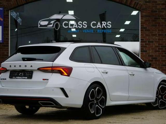 Skoda Octavia SW RS 2.0 TFSI COCKPIT DSG PANO CAM 245CV CARNET