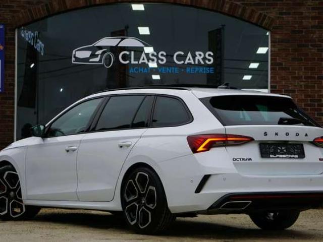 Skoda Octavia SW RS 2.0 TFSI COCKPIT DSG PANO CAM 245CV CARNET