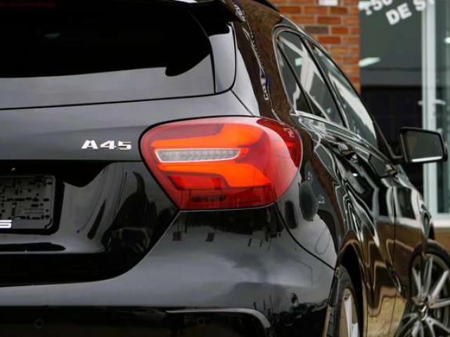 Mercedes-Benz A 45 AMG 4-Matic+ KIT AERO AUTO FULL LED CAM 388CV 62000KM