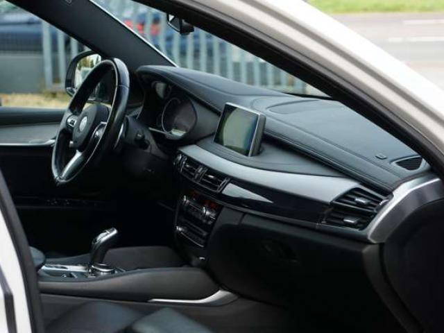 BMW X6 3.0 dAS PACK M TOIT OUVRANT AUTO CAM CARNET EuR 6B