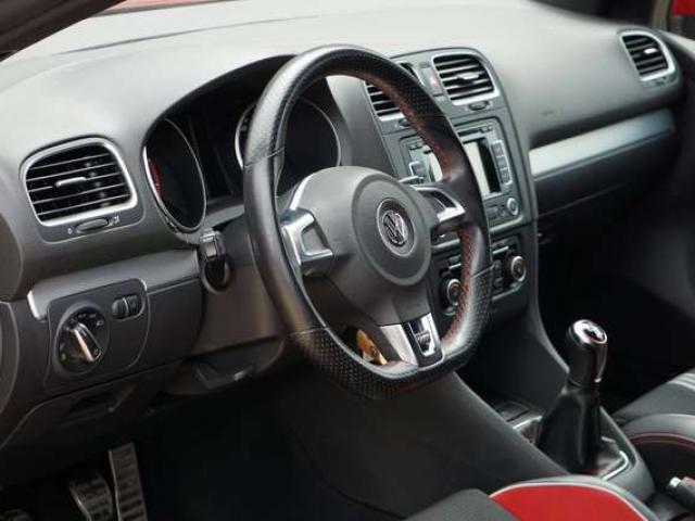 Volkswagen Golf GTI 2.0 TSI ADIDAS NAVI BI-XENON PDC CARNET COMPLET