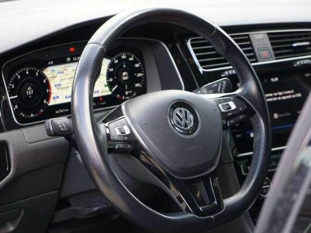 Volkswagen Golf 1.0 TSI R-LINE COCKPIT NAVI DISTRONIC CAM PDC 6d-T