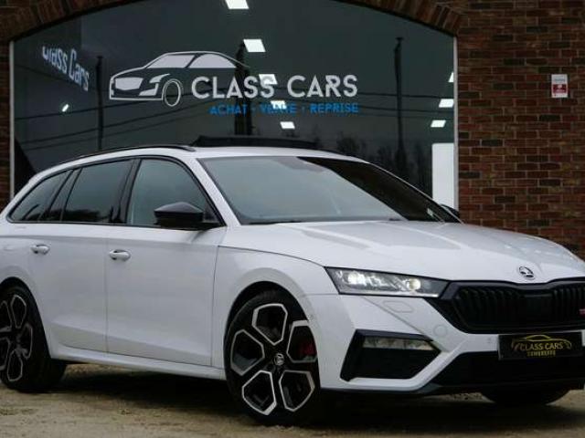 Skoda Octavia SW RS 2.0 TFSI 245CV COCKPIT DSG PANO CAM CARNET