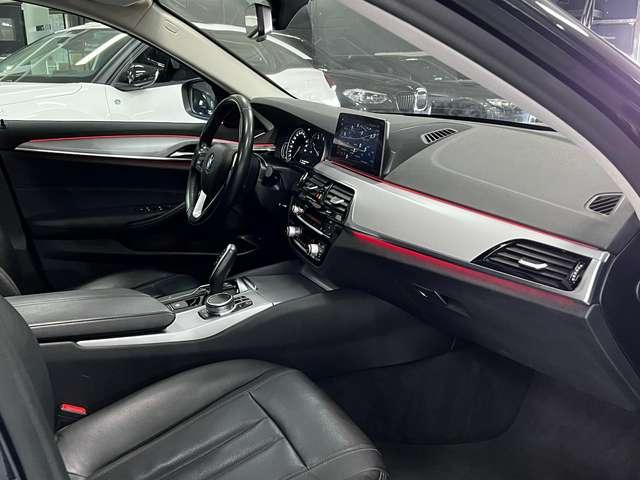BMW 518 d Touring LOUNGE AUTO PANO CAMERA PDC CLIMTRONIC