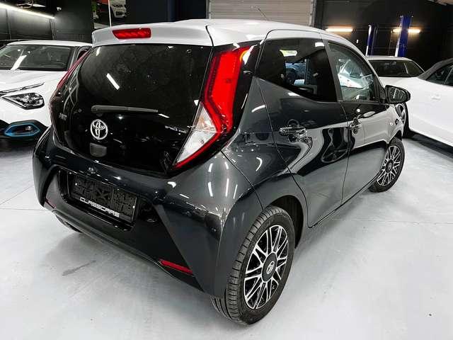 Toyota Aygo 1.0i VVT-i X-CLUSIV II CARPLAY GARANTIE 2030 CARNET COMPLET