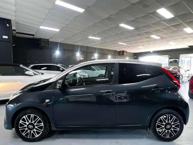 Toyota Aygo 1.0i VVT-i X-CLUSIV II CARPLAY GARANTIE 2030 CARNET COMPLET