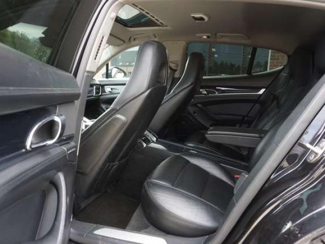 Porsche Panamera 3.0 D V6 FACELIFT TOIT OUVRANT DISTRONIC SOFTCLOSE CAMERA LED