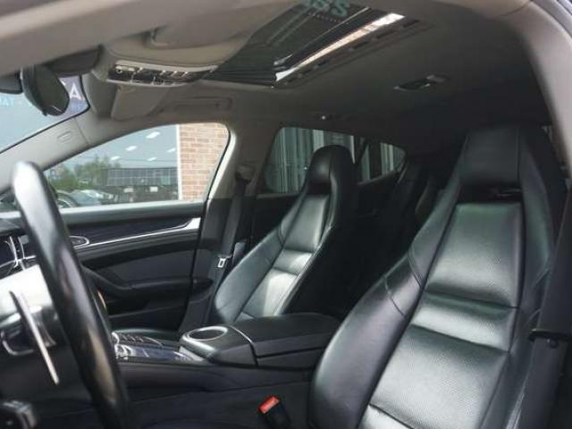 Porsche Panamera 3.0 D V6 FACELIFT TOIT OUVRANT DISTRONIC SOFTCLOSE CAMERA LED