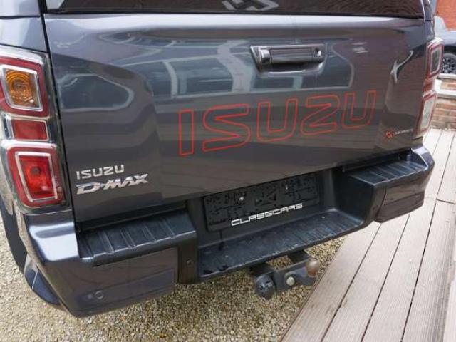 Isuzu D-Max 1.9 TURBO D 4WD X-SERIES HARDTOP CARPLAY CARNET COMPLET