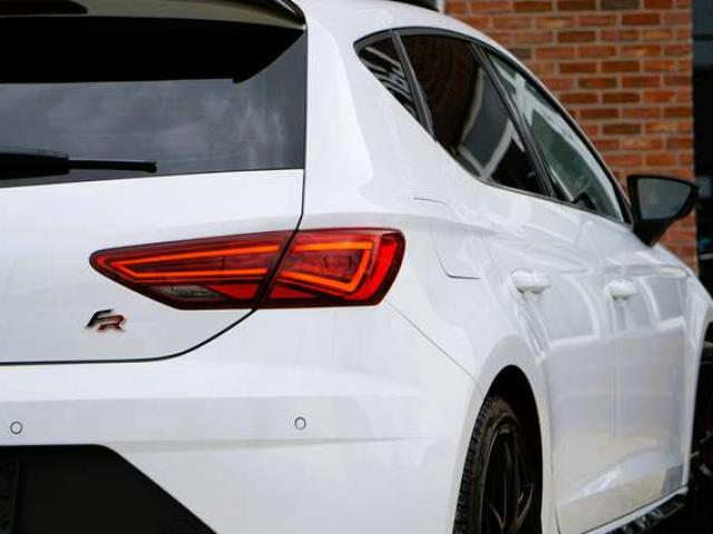 SEAT Leon 2.0 TSI FR BOITE-AUTO COCKPIT TOIT-PANO CAR-PLAY