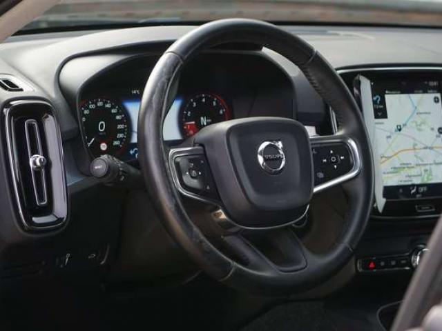 Volvo XC40 1.5 T3 Momentum Pro -CUIR-CARPLAY-NAVI-CAMERA-EU6d