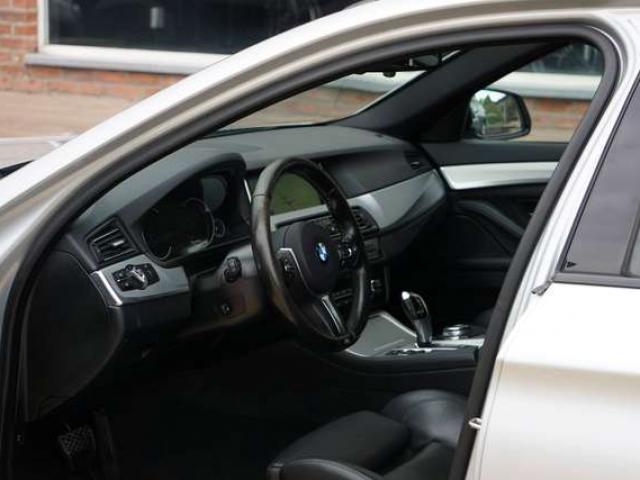 BMW 520 dA Touring PACK M Auto Bi-Xenon Navi-Pro Camera 6b