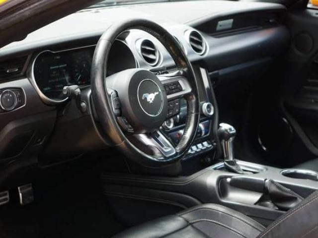 Ford Mustang 2.3 ECOBOOST FACELIFT CARBON COCKPIT VEHICULE BELGE