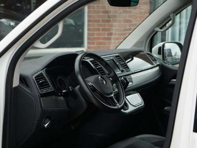 Volkswagen T6 Multivan 2.0 TDi  Generation Six DSG 7 PLACES DISTRONIC FULL