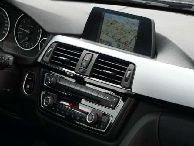 BMW 420 i Coupé SPORT LINE BI-XENON NAVI PDC AV/AR CARNET BMW