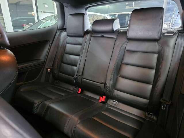 Volkswagen Golf R 2.0 TSI 4motion DSG6 / BI-XENON / PDC / CLIMTRONIC / UNIQUE !