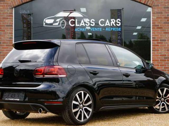 Volkswagen Golf GTI 2.0 TSI ADIDAS EDITION / DSG6 / BI-XENON / PDC / TOIT OUVRANT / CARNET COMPLET