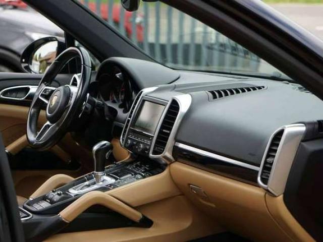 Porsche Cayenne 3.0 TD V6 Tiptronic S PANO CAMERA PNEUMATIQUE EUR6