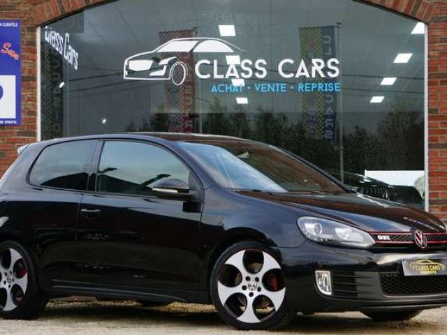 Volkswagen Golf GTI 2.0 TSI AKRAPOVIC CARNET DISTRIBUTION FAITE
