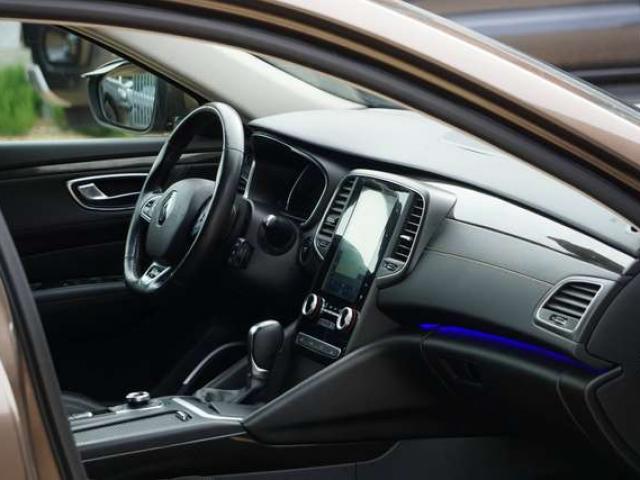 Renault Talisman SW 1.6 TCe INITIALE PARIS / AUTO / NAVIGATION / SIÈGE MASSANT / LED PURE VISION / PDC / CLIMTRONIC