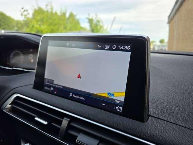 Peugeot 3008 1.2 PureTech Allure AUTO CAMERA LED PDC CLIMTRONIC CARPLAY