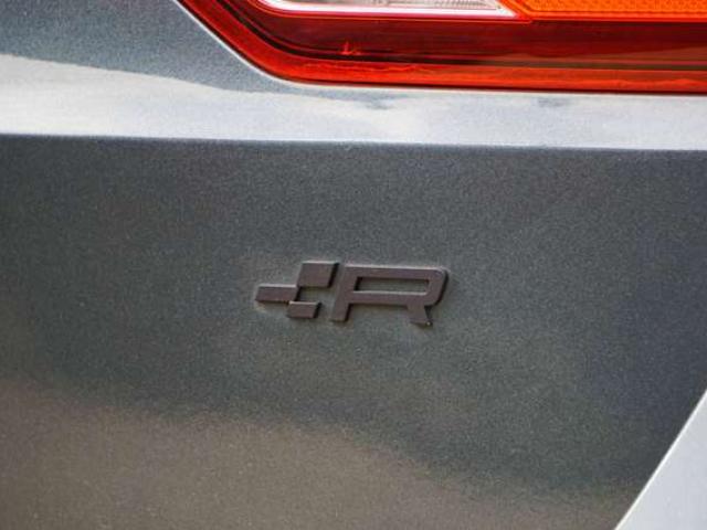 SEAT Leon 2.0 TSI Cupra R / 4Drive / CARBON / DSG / COCKPIT / DISTRONIC / PANO / NAVI / CAMERA / CARNET COMPLET SEAT