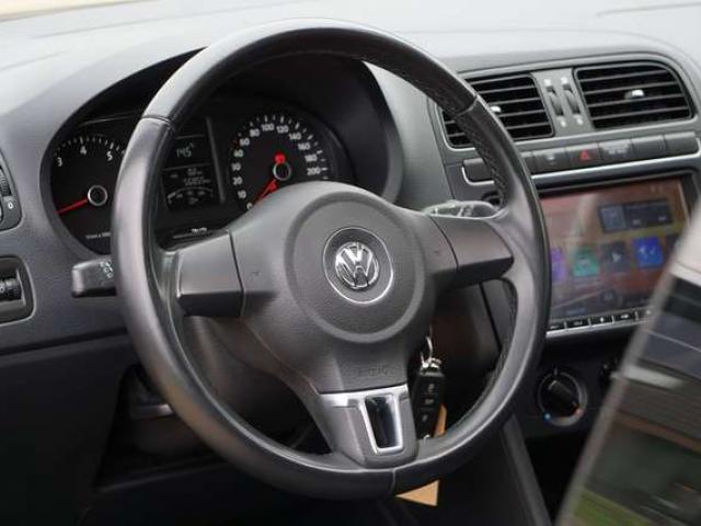 Volkswagen Polo 1.2i Trendline / CLIM / CARPLAY / PANO / 57000 KM / EURO 5B (LEZ 2030) / GARANTIT 12 MOIS