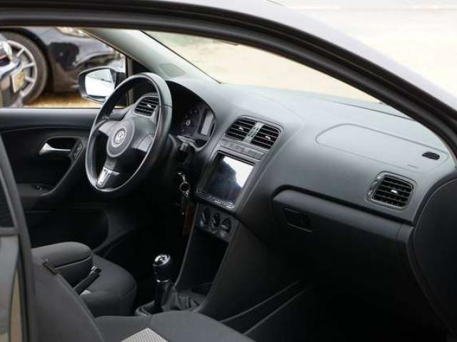 Volkswagen Polo 1.2i Trendline / CLIM / CARPLAY / PANO / 57000 KM / EURO 5B (LEZ 2030) / GARANTIT 12 MOIS