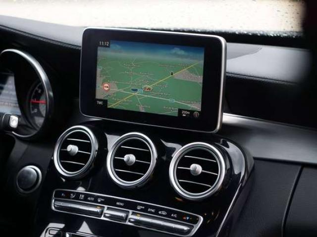 Mercedes-Benz C 63 AMG V8 4.0 476ch / AUTO 7 RAPPORTS / NAVI / TOIT PANO / MULTIBEAM LED / DISTRONIC / CARNET ENTRETIEN MERCEDES COMPLET