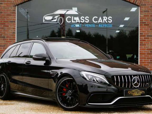 Mercedes-Benz C 63 AMG V8 4.0 476ch / AUTO 7 RAPPORTS / NAVI / TOIT PANO / MULTIBEAM LED / DISTRONIC / CARNET ENTRETIEN MERCEDES COMPLET