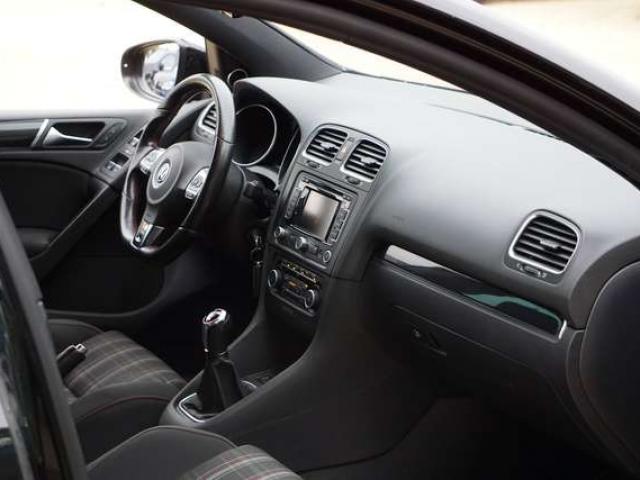 Volkswagen Golf GTI 2.0 TSI Bi-XENON NAVI DYNAUDIO PDC AV/AR CARNET COMPLET