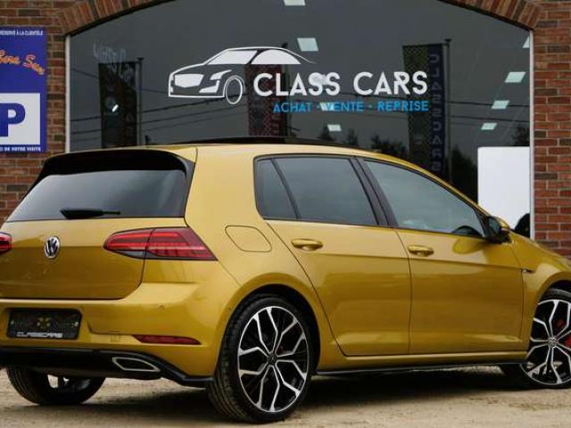 Volkswagen Golf 2.0 TDi Highline R-LINE DSG PANO CAM DISTRONIC 6dt