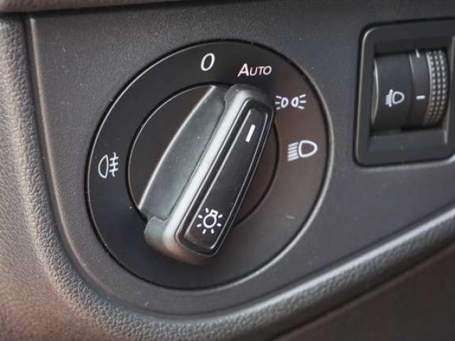 Volkswagen Polo 1.0 TSi ADVANCE / CARNET / 34000KM / CLIM / CARPLAY / 12 MOIS DE GARANTIE