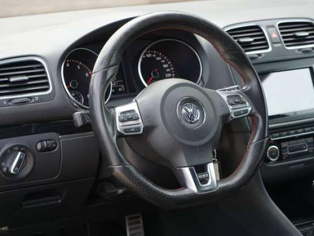 Volkswagen Golf GTI 2.0 TSI DSG TOIT-OUVRANT CARNET GARANTIE