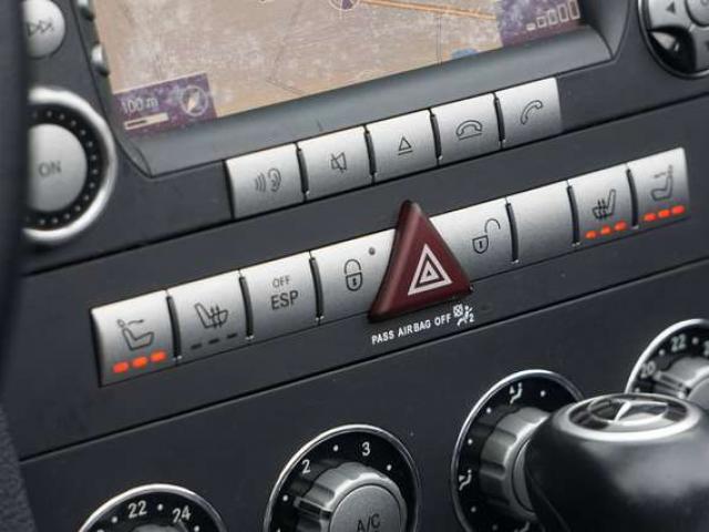 Mercedes-Benz SLK 200 Kompressor AMG Edition AUTO NAVI CLIM CARNET COMPLET